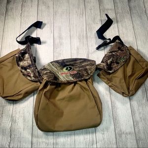 Mossy Oak- sportsman’s 3 pocket utility belt.